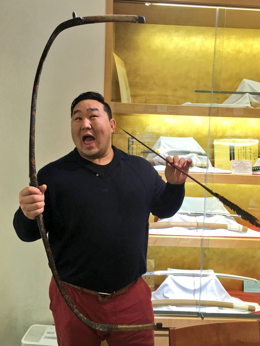 Asashoryu's tweet image. Tuhain yed Mgl tsergiin numnii sumd ingeel hyarch baisan bhdaa kkkk!