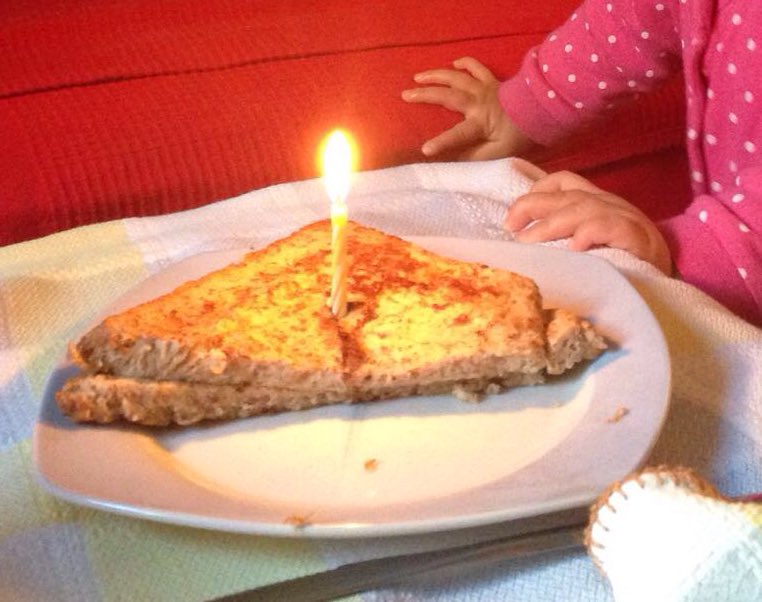 Hoy hace un año que llegaste a nuestras vidas para hacerlas aún más plenas. <a href="/bonilleska/">María B.</a> Te queremos Ana