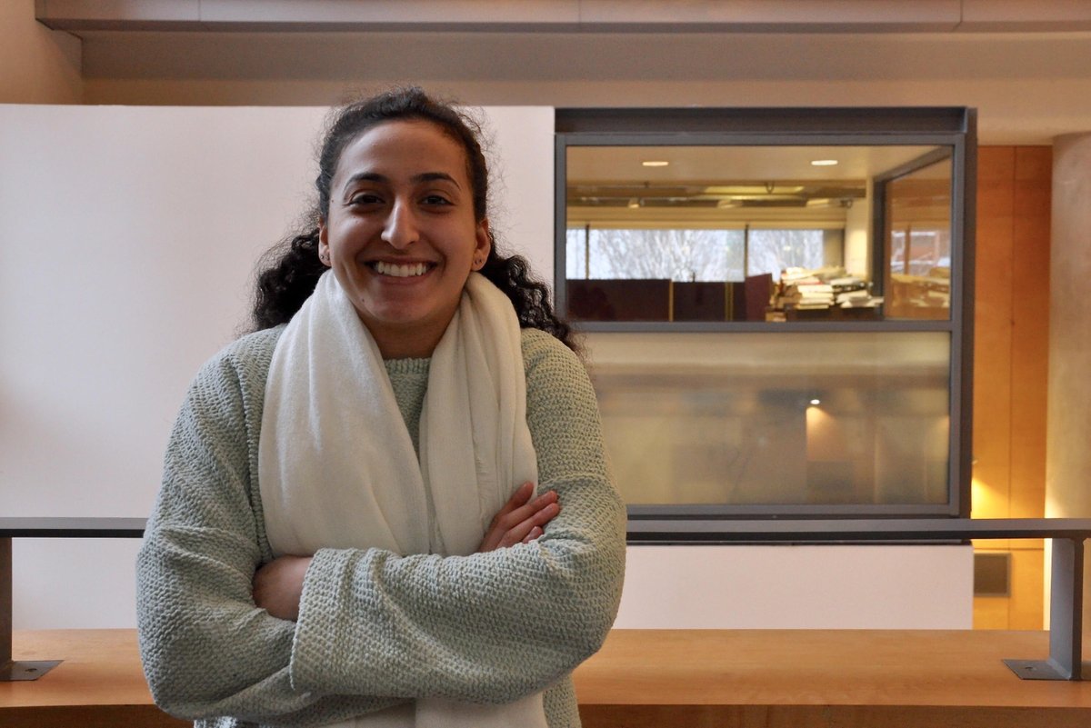 HumansofHum's tweet photo. "I try to have a peaceful state of mind within my busy life"
2nd Year Accounting&amp;Finance
Pic by Retrivea Fristi N.F. https://t.co/ZYbambiN8I