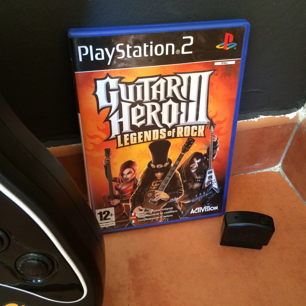 delrio_mj's tweet photo. Vendo "Guitar Hero Juego Psp2" en #wallapop https://t.co/32ArzYpozE https://t.co/TNN1fgVPIf