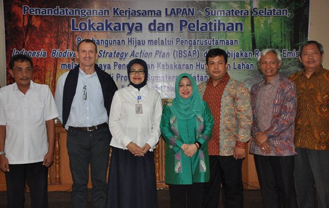 BappedaSumsel's tweet photo. PKS, Sosialisasi, Lokakarya &amp; Pelatihan Pemetaan Kerjasama antara LAPAN dgn Pemprov Sumsel. https://t.co/S1zocCCdjt https://t.co/D3h3VMb9iW