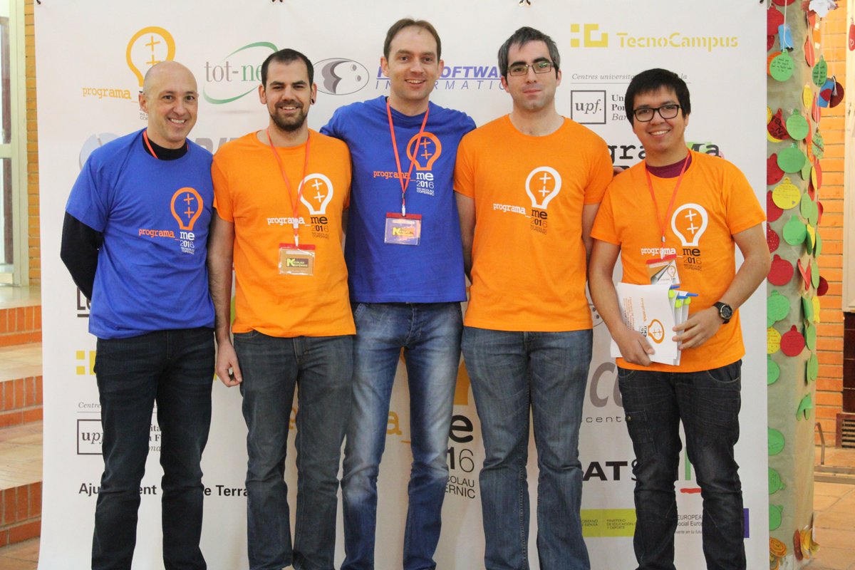 nicolaucopernic's tweet photo. Equips participants #ProgramameTerrassa
@iesClaraDelRey @programame https://t.co/YMPaFYhrLa