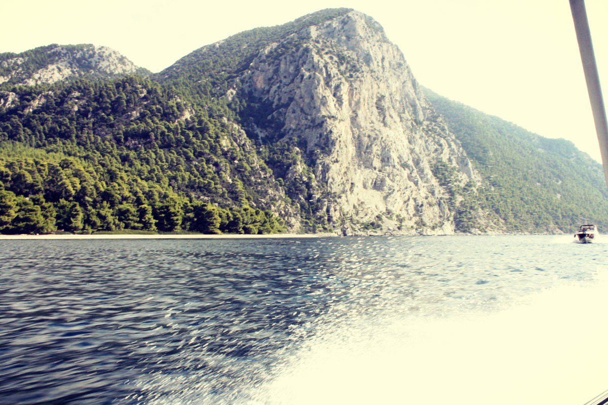 explore_evia's tweet photo. #Evia By the #sea come to #explore evia #island and all the hidden #beaches https://t.co/U2qgqWQHXC