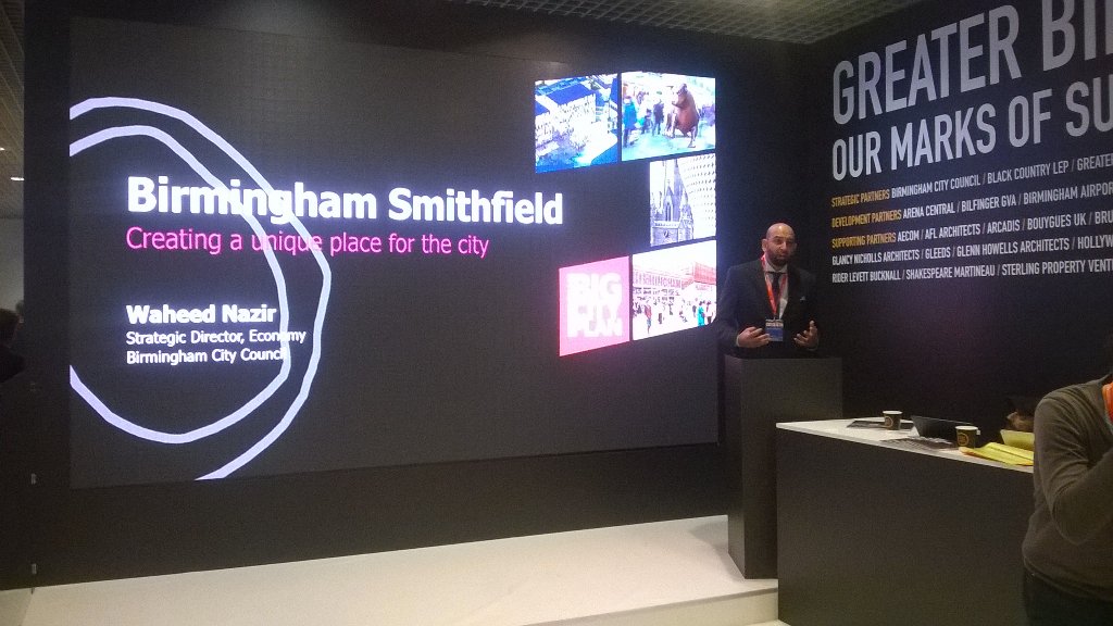 smithfield sign design