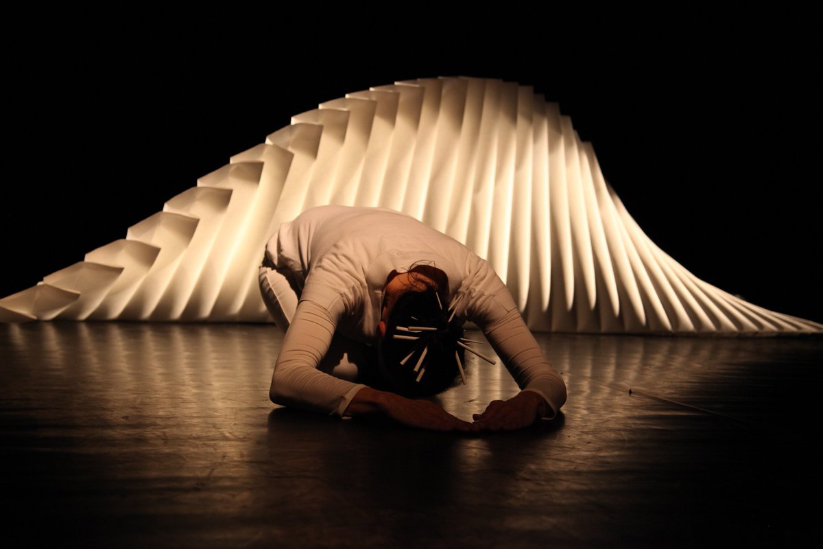 cornilledanse's tweet image. "Madame Butterfly",danse dès 3 ans au Festival Maxi Mômes de Lille, 19 et 20 Mars ! @mfwazemmes @nathaliecornill