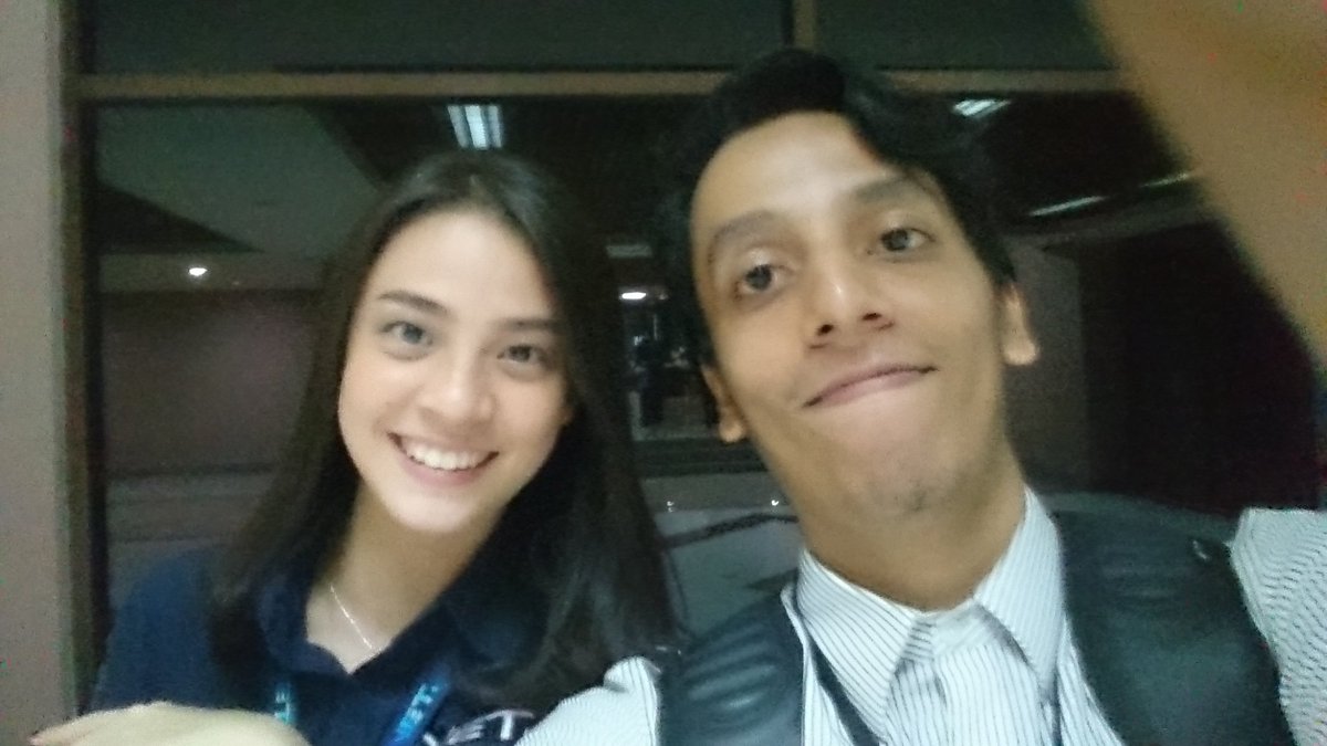 ir_rifki's tweet image. Selfie sama mbak asisten @Laissti @netmediatama #MDPIV_NET