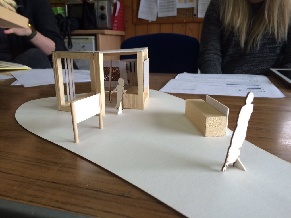 glasgow_kat's tweet photo. Brilliant models from the strathclyde students at @RSPBLochwinnoch. Here's number 1 https://t.co/8A8c6terNt