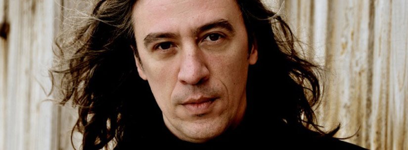 .<a href="/gerardquintana/">Gerard Quintana</a> serà a la Biblioteca de #Piera per parlar dels seus llibres de capçalera ow.ly/ZtkDe