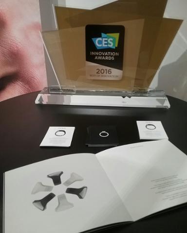 TwTeNe's tweet photo. Activity sensor in a ring! By @ouraring  presented at #WTS2016  #tech #werabletech #activitysensor #ring https://t.co/9hePbRLmqN