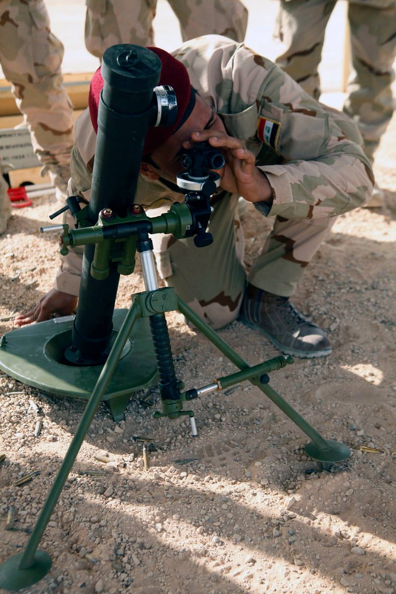 تدريبات الجيش العراقي الجديده على يد المستشارين الامريكان  - صفحة 2 Cdqo03wWEAEb4f0