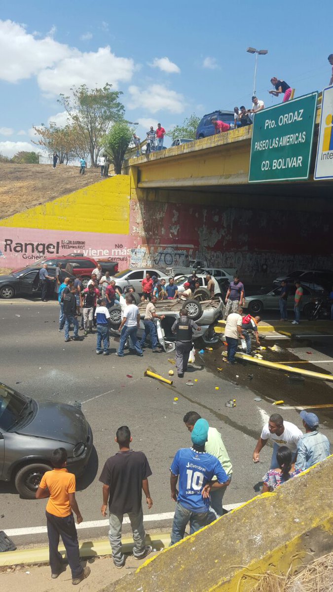 Que va hacer con los BTR, QUE NO USAN las vías para ellos y causan a diario accidentes! Hace sólo minuros!