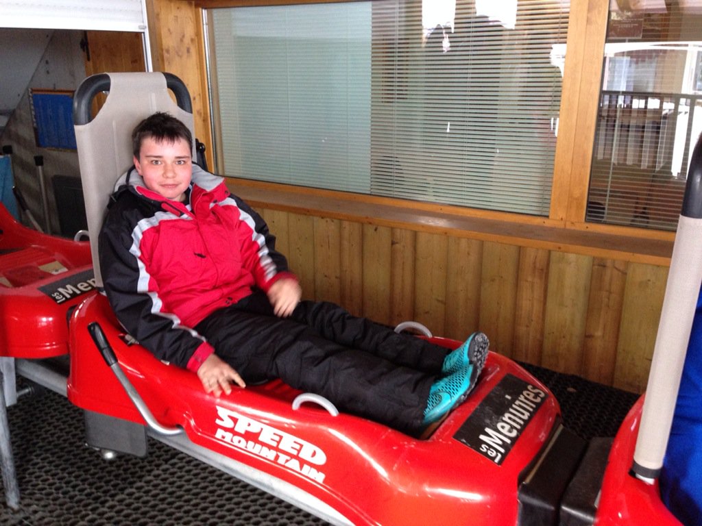 limavadygs's tweet photo. Super @SkiBoundSchools Rep @K6yleigh takes @limavadygs to Speed Mtn @lesmenuires https://t.co/uG2wGkAD7O
