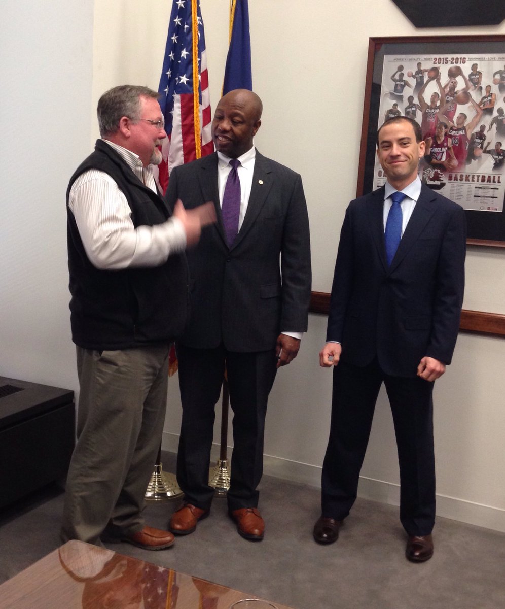 WalkinGuru's tweet photo. On #CapitolHill today to meet w/ @SenatorTimScott's office re: HVACR issues and met the Senator.  #AHRIsymposium https://t.co/CX0zigMvyq