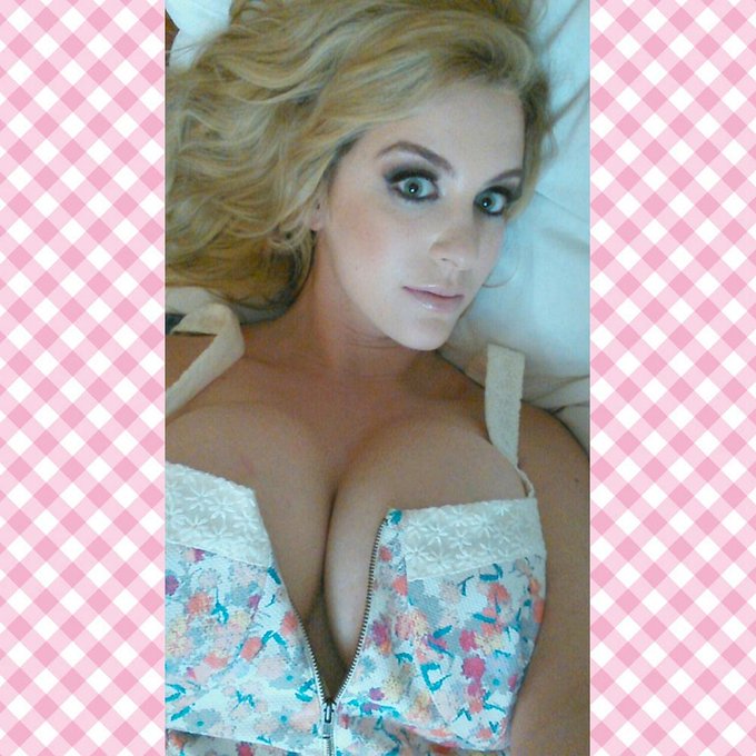 #miami #score #bts @SCORESTUDIO @elliot_james_  insta/twistedangel_1 😇 https://t.co/kWMeygH7k7<a href="/tag/miami"class="tags">#miami</a><a href="/tag/score"class="tags">#score</a><a href="/tag/bts"class="tags">#bts</a><a class="tags" target="_blank" title="On Twitter" href="/?out=eyJ0eXAiOiJKV1QiLCJhbGciOiJIUzUxMiJ9.eyJpYXQiOjE3MjE5MTUwNjksImlzcyI6InR3cG9ybnN0YXJzLmNvbSIsIm5iZiI6MTcyMTkxNTA2OSwiZXhwIjoxNzUzNDUxMDY5LCJyZWRpcmVjdF91cmwiOiJodHRwczovL3R3aXR0ZXIuY29tL1NDT1JFU1RVRElPIn0.OnNAHBAoi-MmOg2TP0DTduwu9PS4kF28FAx7IV6SfZGPm9IMNis9dzaq44FOW_f1y5ir2covA-pPA6demL_Wzw">@SCORESTUDIO</a><a class="tags" href="/tag/elliot_james_">@elliot_james_</a>