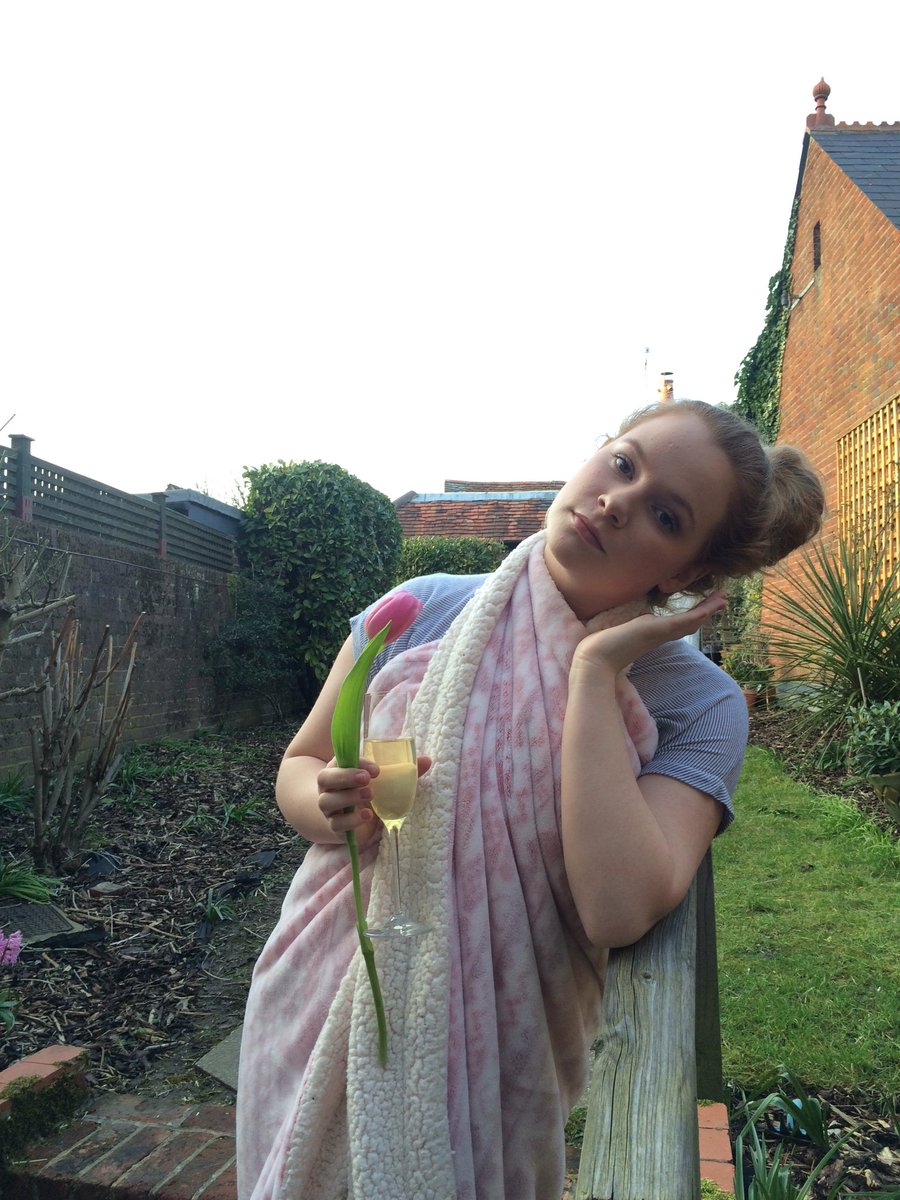 sophiedelafield's tweet photo. No prom dress? No problem #nonexplicit #PG #cleanthistime 🌷🌷 https://t.co/y1RVhrROrJ