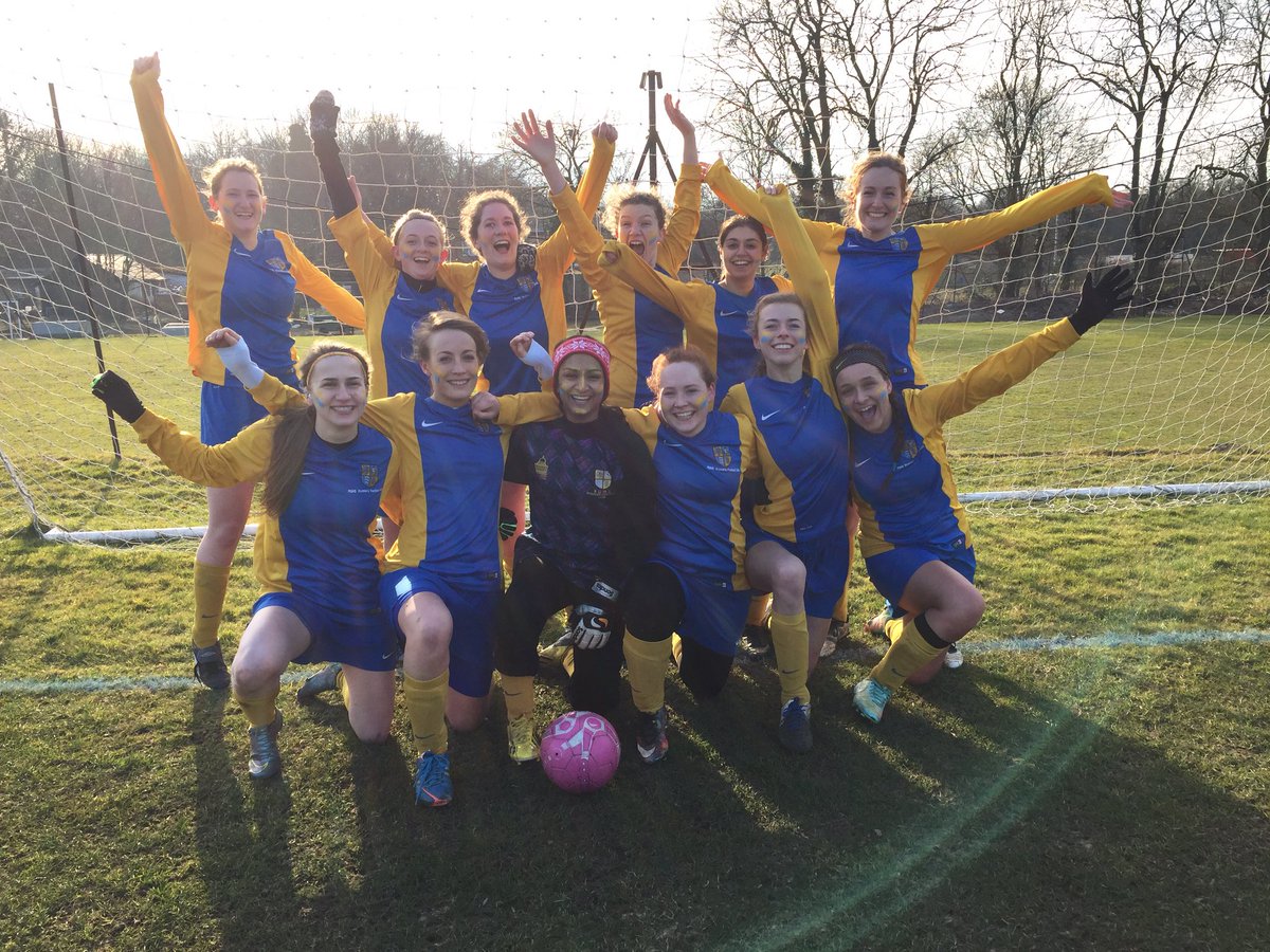 RUMSWFC's tweet photo. Congratulations @GKTWFC, a great game!! β½οΈβ½οΈ See you at NAMS! #uhfinal #nandostime https://t.co/BHpdHDNM43