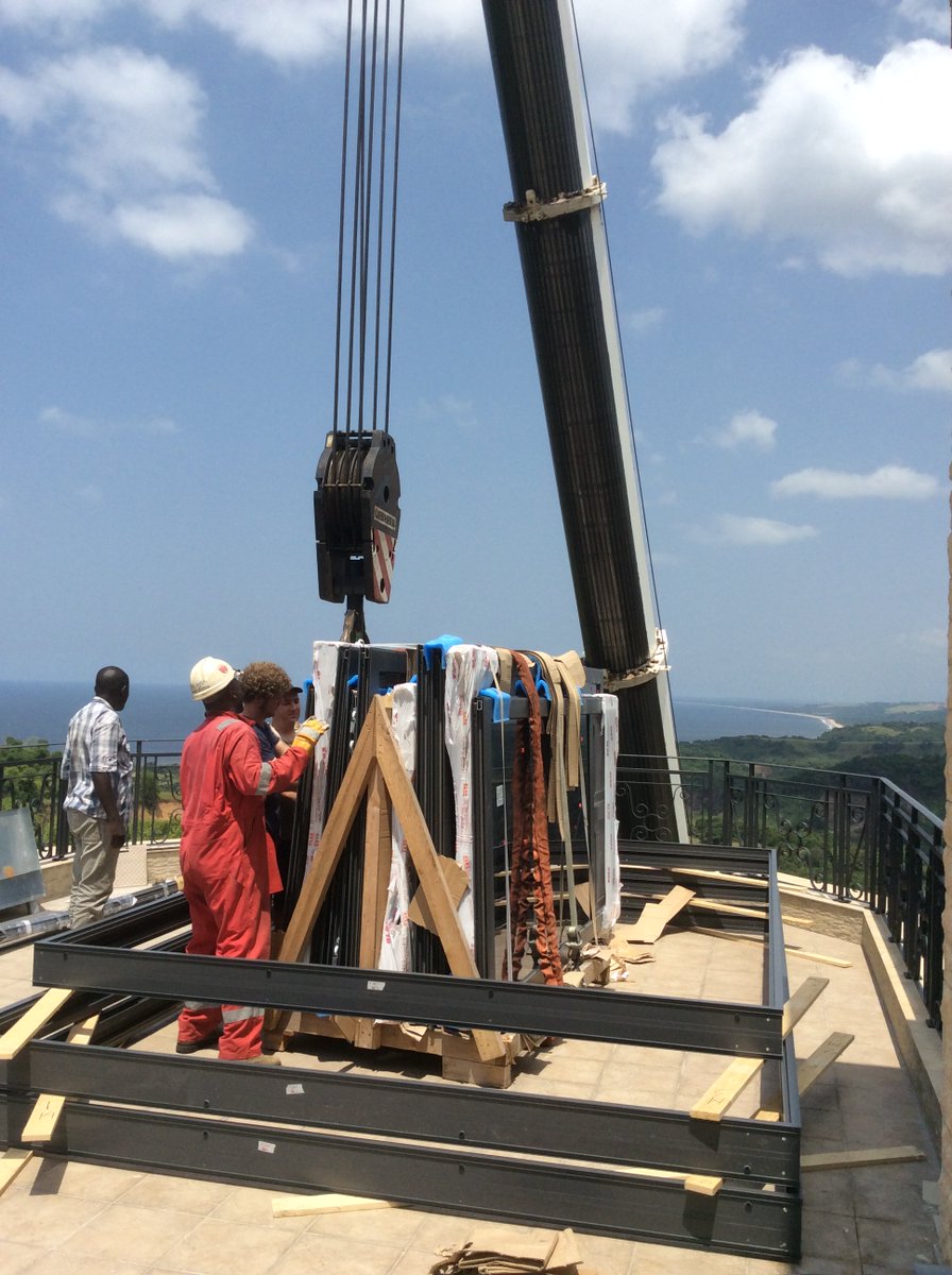 .....working in progress
we're here to help make your feel truly unique. #MadeinItaly 
aluxinfissi.eu