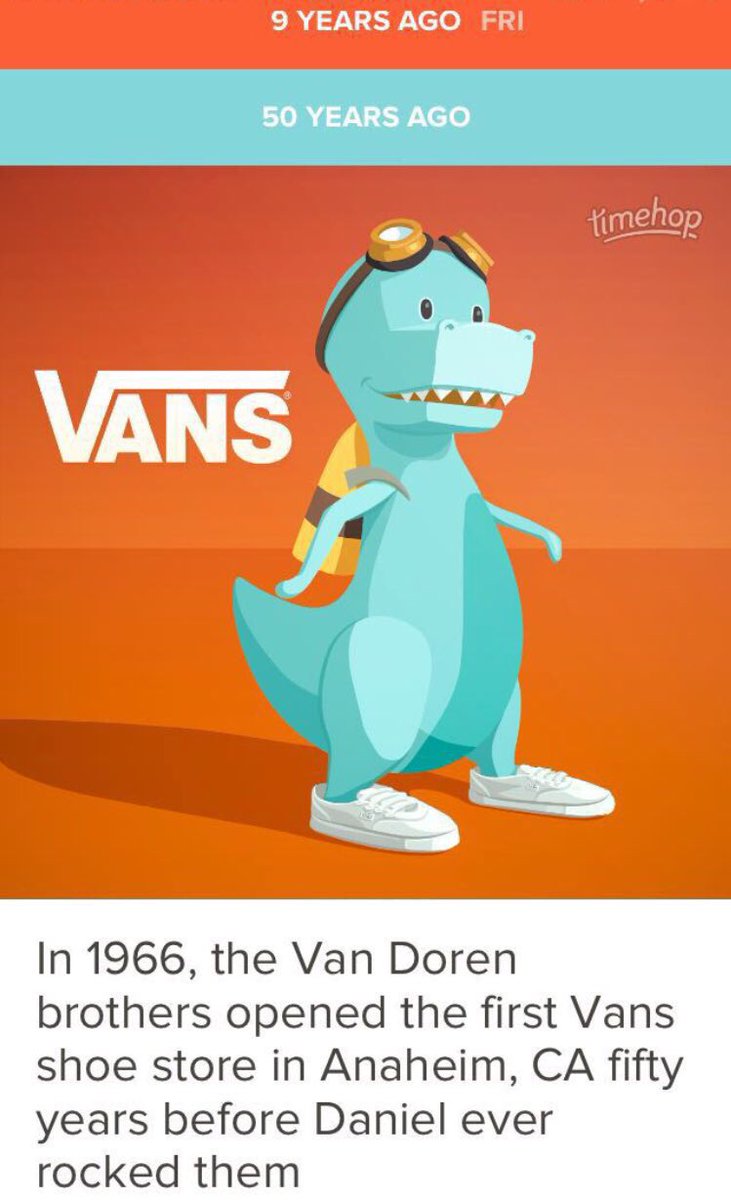 Core_MKT's tweet photo. #vans cumple 50 años! https://t.co/WCPBQm22ou