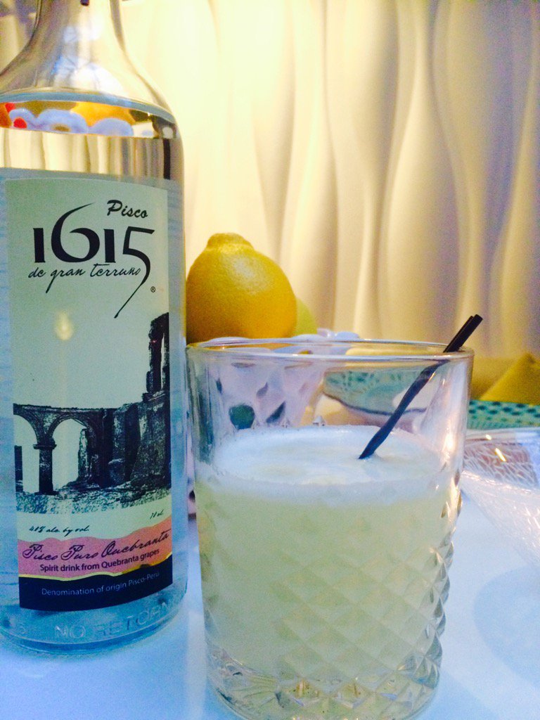 Pisco Sours anyone? 2 FOR 1 #Cocktails 6-7pm Everyday! @DrinkUpLDN #NottingHill <a href="/nottinghillnews/">Notting Hill</a> <a href="/notthillgate/">Notting Hill Gate</a>