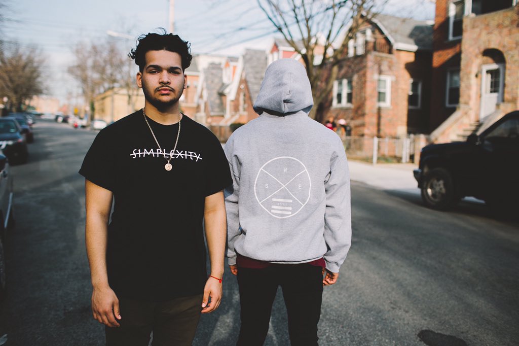 simplexitysx's tweet photo. Simplexity Clothing [Est. 2015]
For more follow @simplexity01
https://t.co/C4G4lE4Uv0 #simplexityclothing #Steeze https://t.co/IUbCKnhMa9