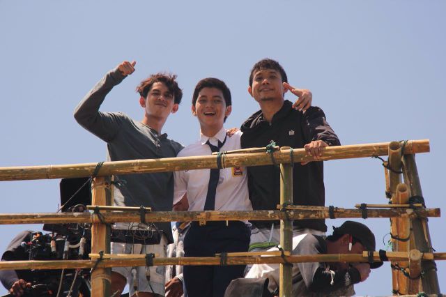 With Kk Fandy Christian n Sutradara Yeayyy ! Akhirnya sampe di Menara  <a href="/TheFab_UDIN/">The Fabulous Udin</a> <a href="/BestfriendsAjil/">BF-AJIL-OFFICIAL</a> <a href="/OFC_BFAjilNEW/">BestFriendsAjil</a>