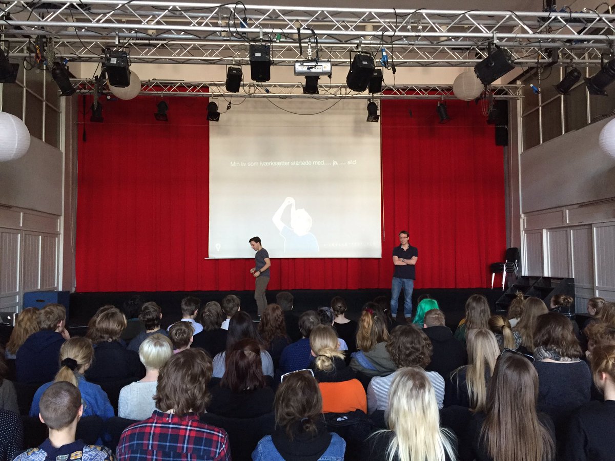 Så er <a href="/Ivaerkturen/">Iværksætterturen</a> kommet til Askov! Mackabler ligger ud med historien om hvordan de fik Apple certificeret kabler.