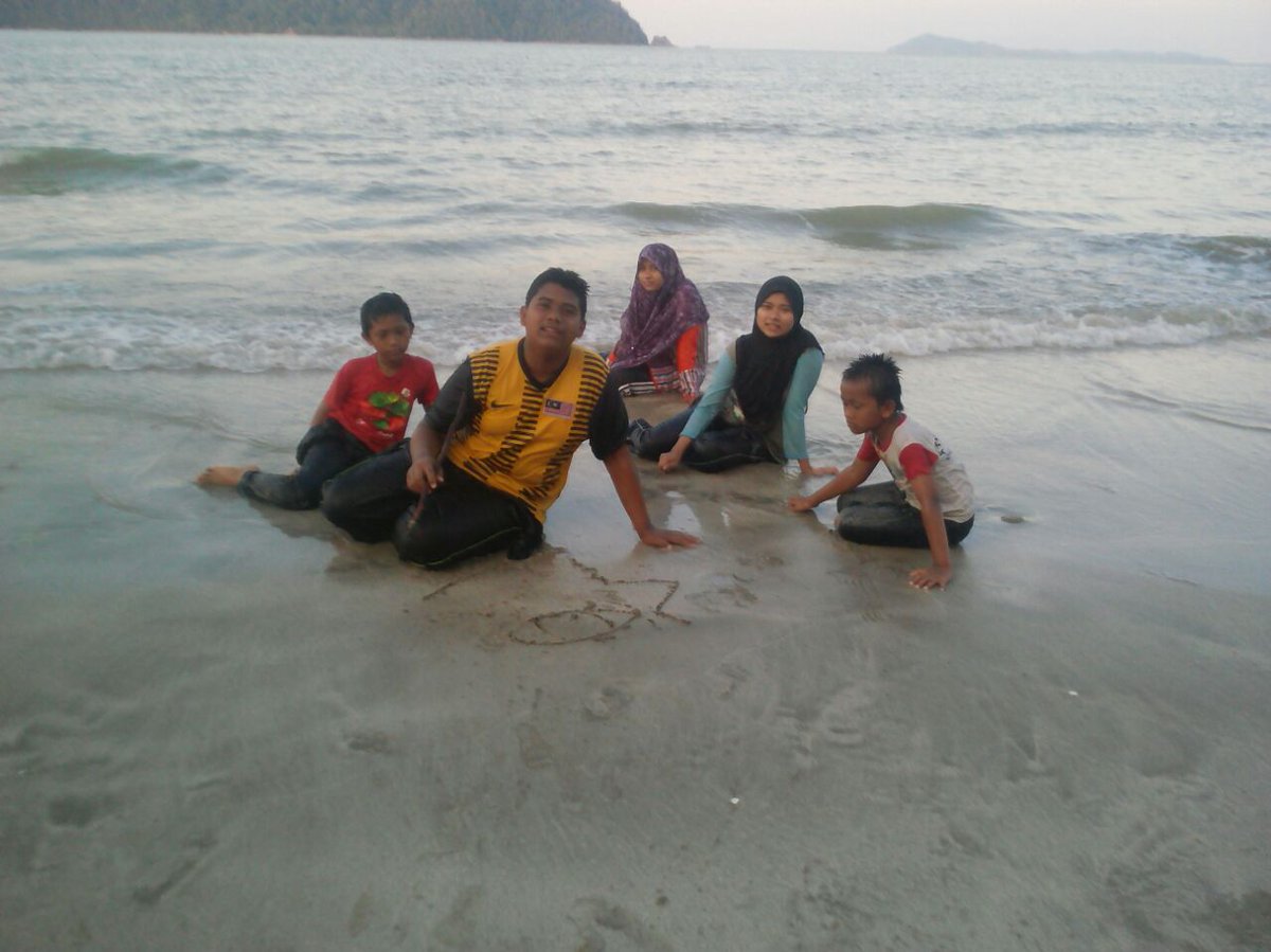 shihastacy's tweet photo. Spetang bsame fmlia https://t.co/LzseEAwxP3