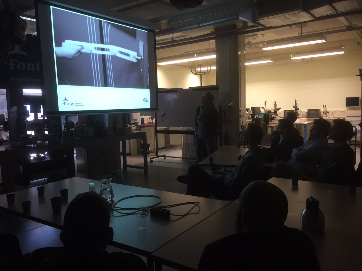 OBJEXLAB's tweet photo. #project #pitch by @MeNieb @Fontys @OBJEXLAB #minor #fitpw3dp #flexgrip https://t.co/Bwg6XNfrRy