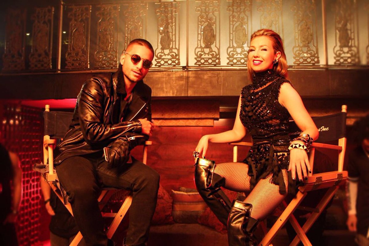 maluma's tweet photo. Falta poco... @thalia #DesdeEsaNoche  3-18-2016 https://t.co/7BqxYo2GOs