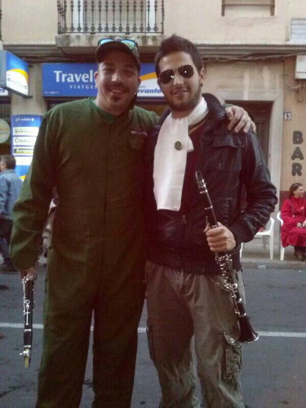 afros_s's tweet photo. Subimos unas fotos de "highlights" de años anteriores... ANEM A VOLAR  😎🤘🏼🎺 https://t.co/BQp2z1dBkG