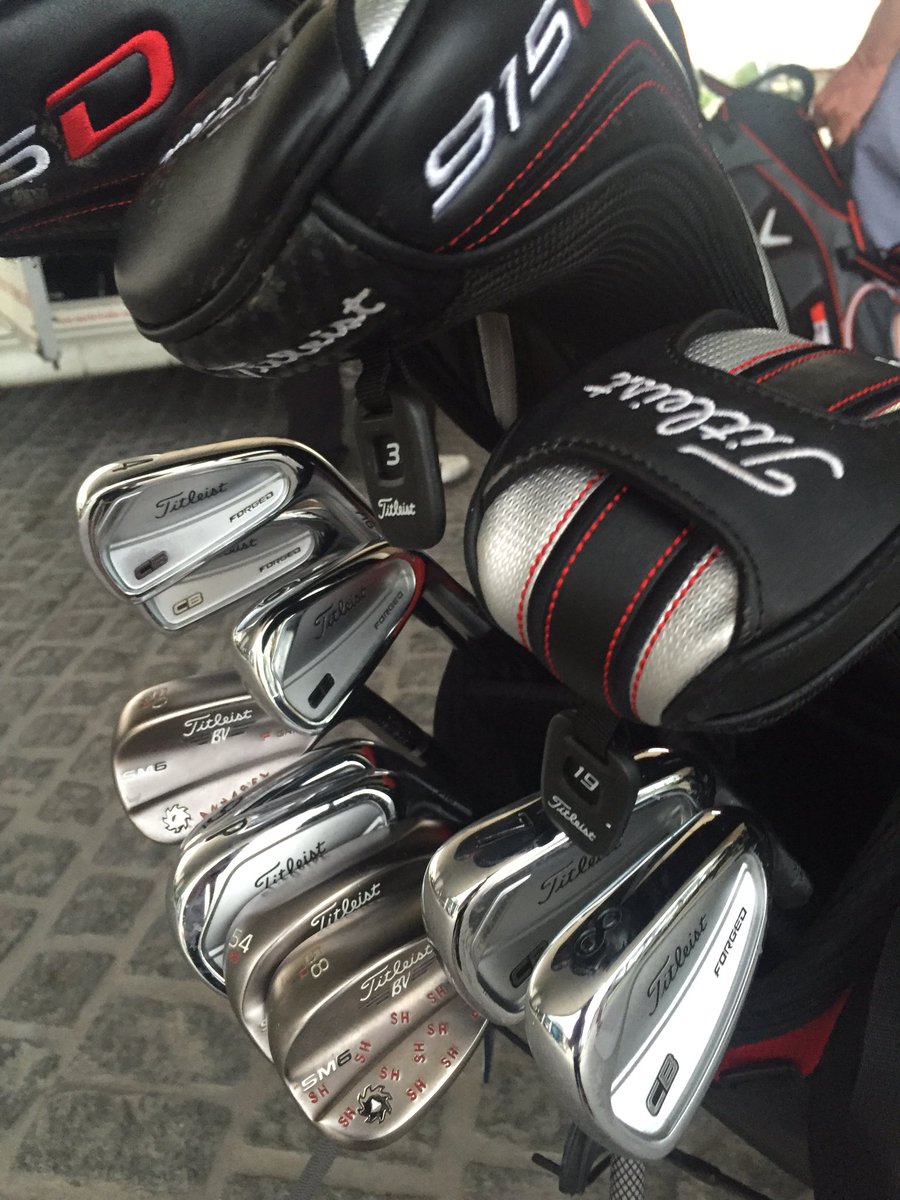 StuartUKGA's tweet photo. Titleist have nailed it with the look and feel as always. @JackYetton_JSY @Titleist @secrettourpro #lovemybag https://t.co/7TJIk99Dpq