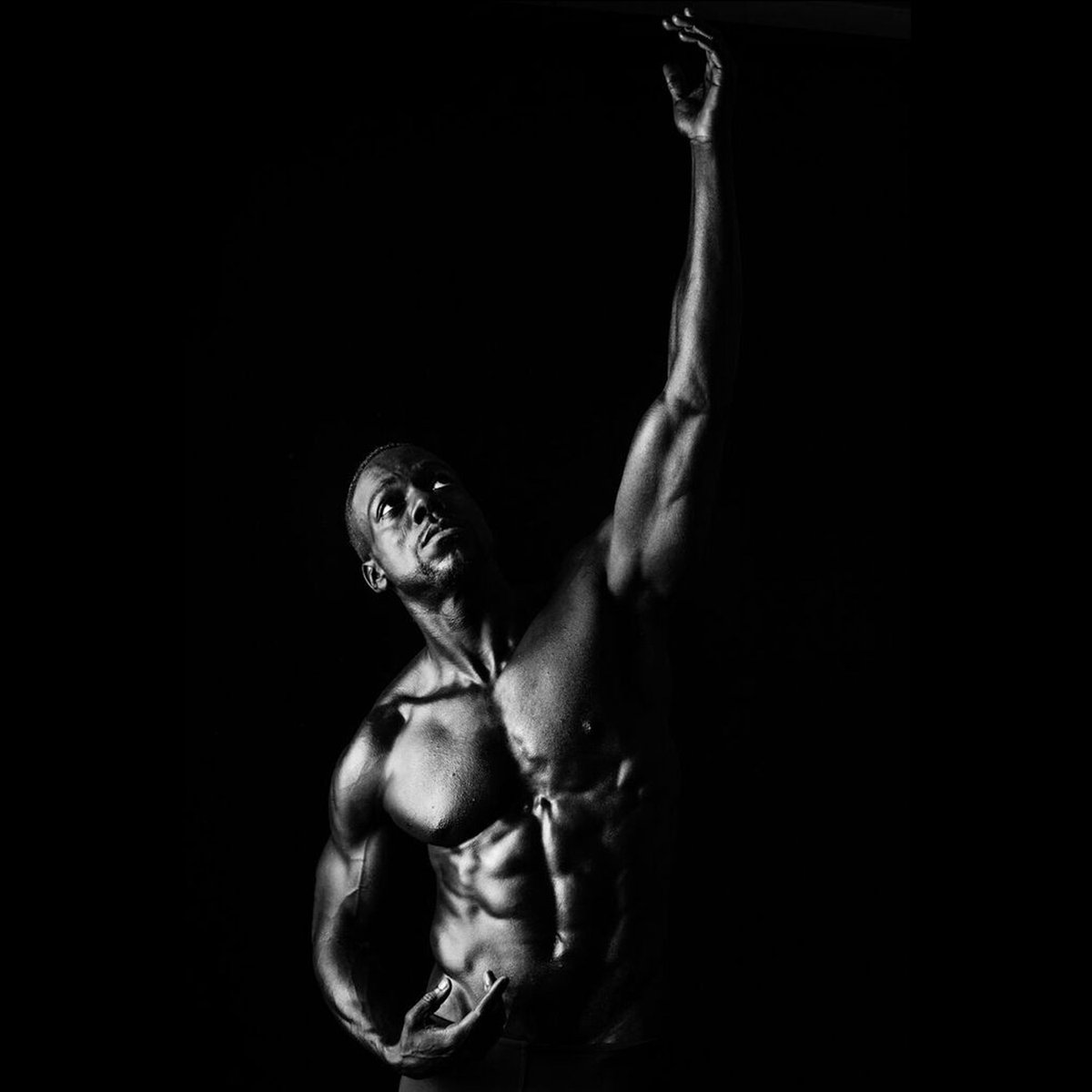 corerhythmfit's tweet photo. What are you reaching for? You can only stretch and grow when you're reaching for your dreams! #trustyourcore https://t.co/EWDiehbHje