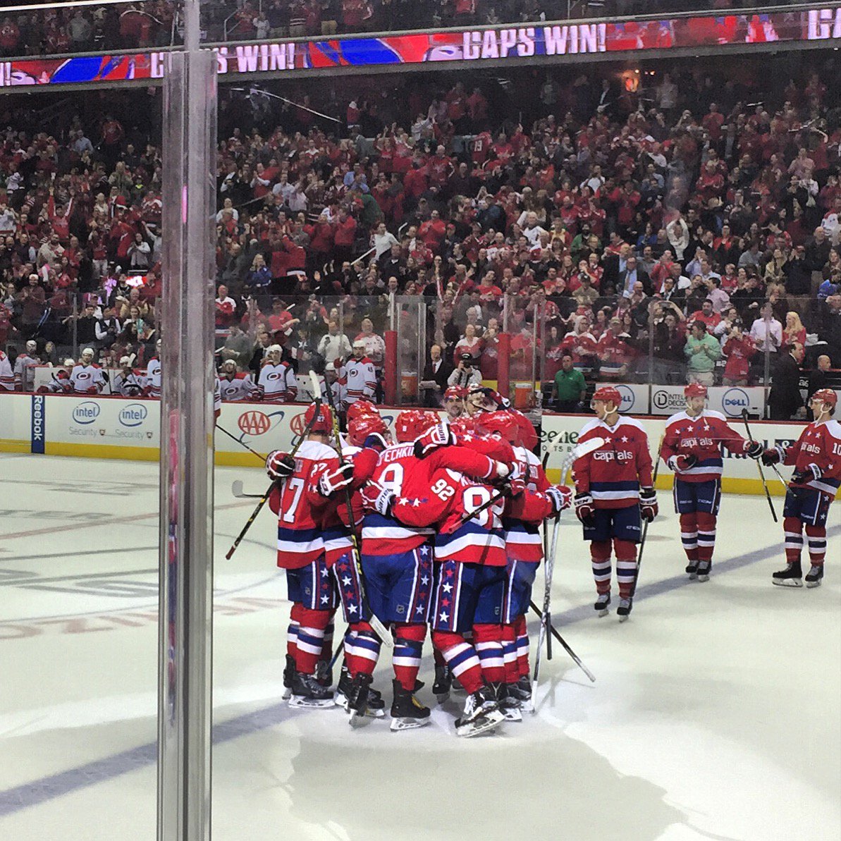 TalkTheRed's tweet image. To anyone in the DMV who had a tough commute due to the metro being closed, bring it in for a @washcaps Playoff hug!