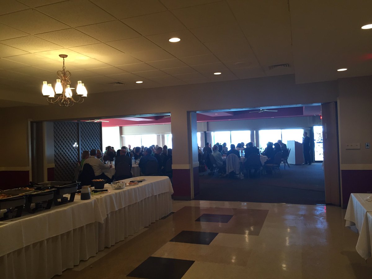 Sunny room for SWIAR breakfast at the Council Bluffs Country Club