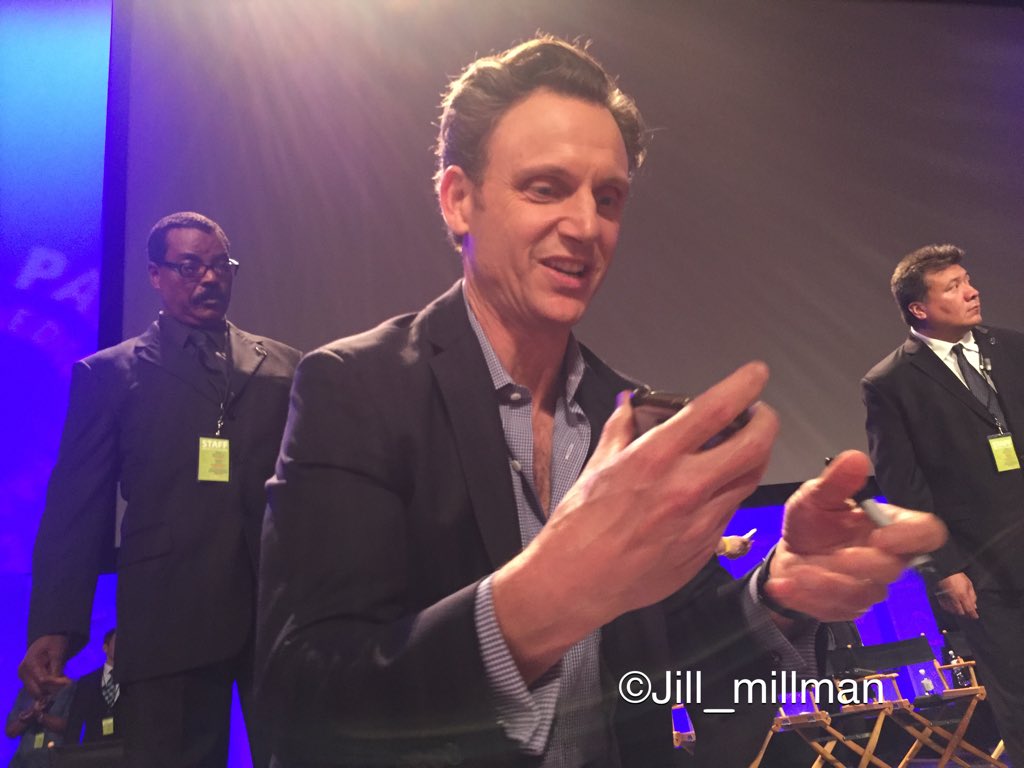 jill_millander's tweet photo. I love them! ❤️ #ScandalPaleyFest Such a fun night! https://t.co/jxPYtbFWDt