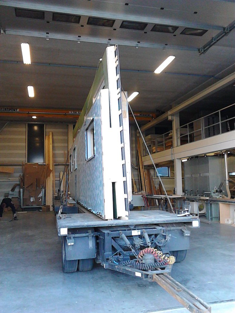 RiezebosBouw's tweet photo. Complete #mantelzorgwoning prefab gemaakt. Klaar voor transport https://t.co/JaZht5XyMU
