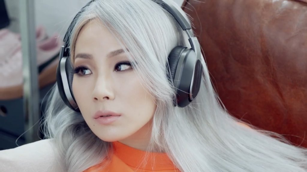 WeLoveChaerin's tweet photo. [VIDEO] 'CL의 Myself! Make It Happen | 메이블린 뉴욕' https://t.co/spE0WeWVm4 https://t.co/xXeZfE9sSa