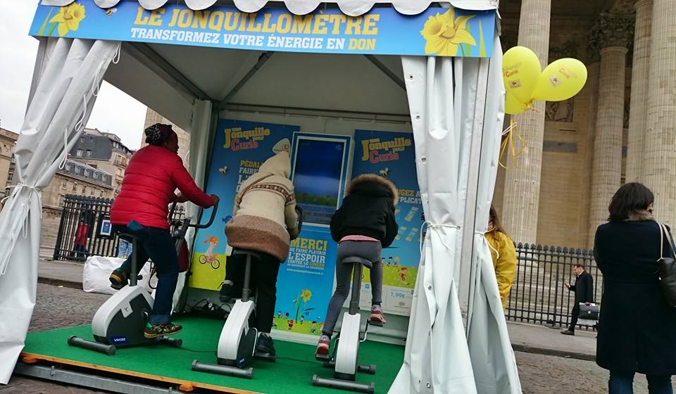 institut_curie's tweet photo. RDV au Panthéon Paris5 pour faire fleurir l'espoir contre le cancer !
#unejonquillepourcurie https://t.co/Jfc2vlxk27 https://t.co/OziN0byyri
