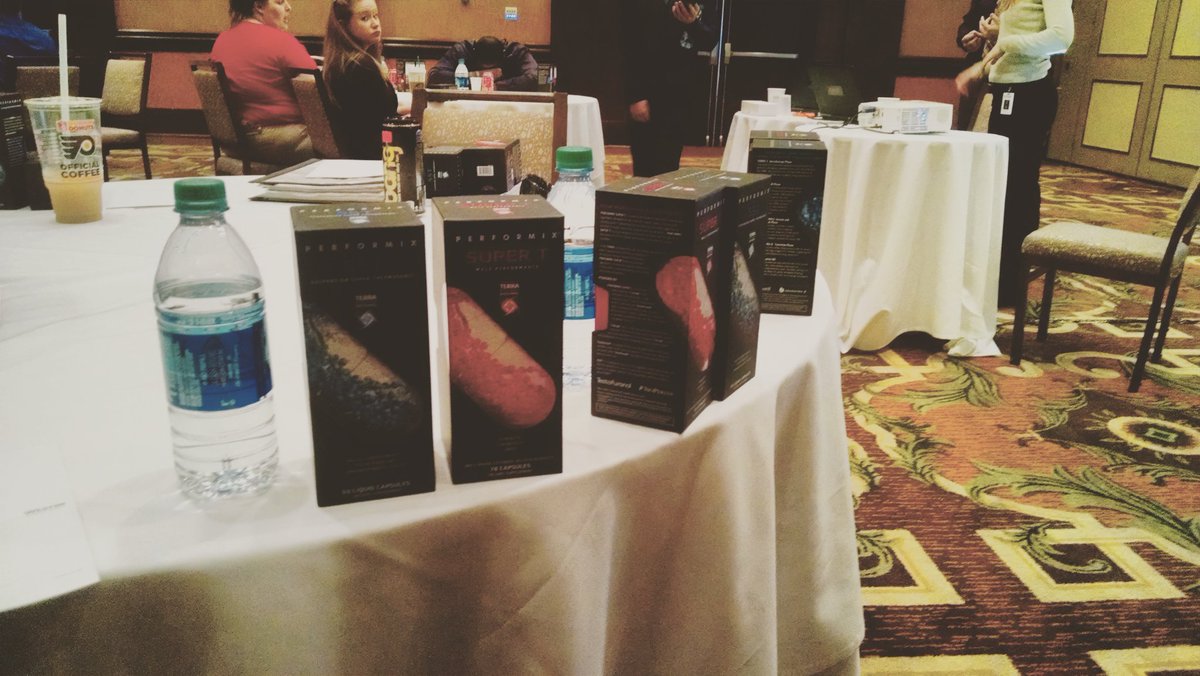 GunZZ_Pistoleer's tweet image. Managers meeting = free shit!!! #Performix #PerformixSST #PerformixSuperT