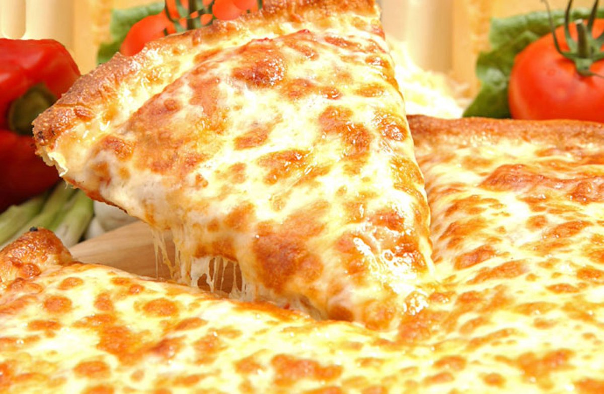 WeAreFPA's tweet photo. RT @EatSouthFlorida Daily Special - 2 huge #pizza slices & a drink - $5.50 - everyday @GaetanosInMiami #EATSFL https://t.co/SCt0fMt5fZ