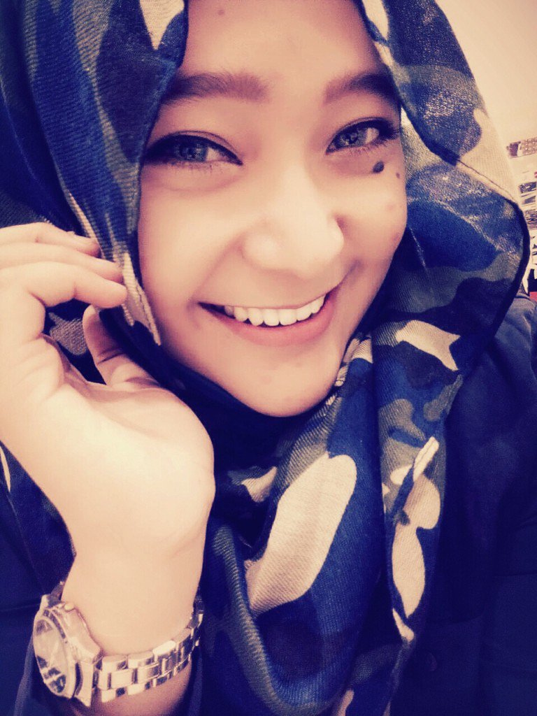 Happy wife... Thank you hubby, for always make me so feeling in love everyday...