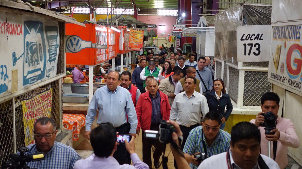 rubenmoreiravdz's tweet photo. En el centenario Mercado Juárez de #Torreón. Con el regreso de la paz regresan los clientes. Rico menudo https://t.co/H1jlCUtWVA