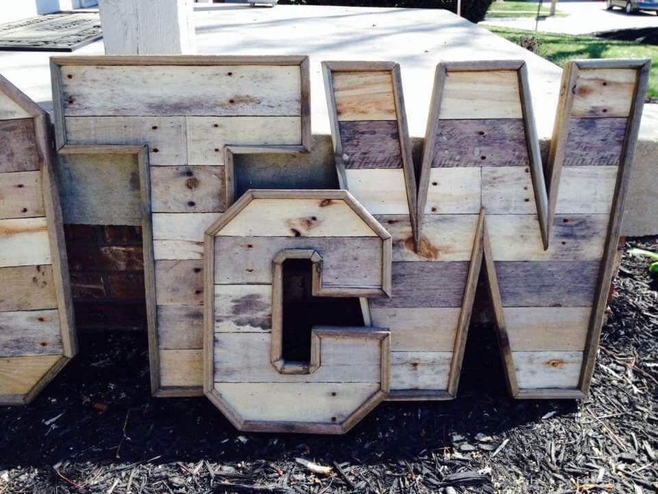 HVMIndy's tweet photo. We are loving these large handcrafted wooden letters by Smith &amp; Co Customs. https://t.co/CH4XfUxDIx https://t.co/oA9g54yMvR