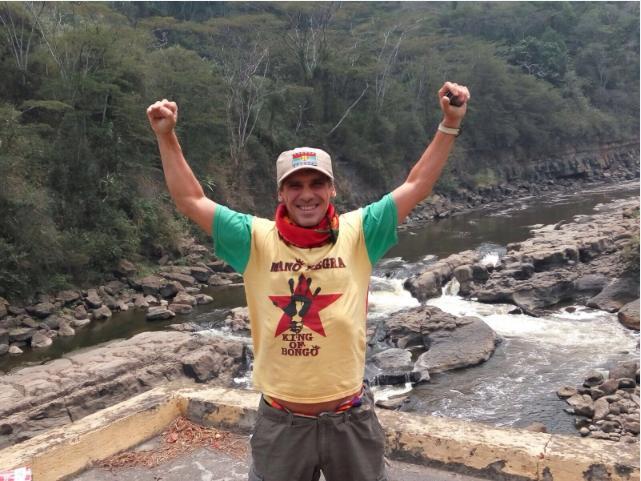 VICECOL's tweet image. El tour activista de Manu Chao por los ríos de Colombia.
buff.ly/1RmEugb