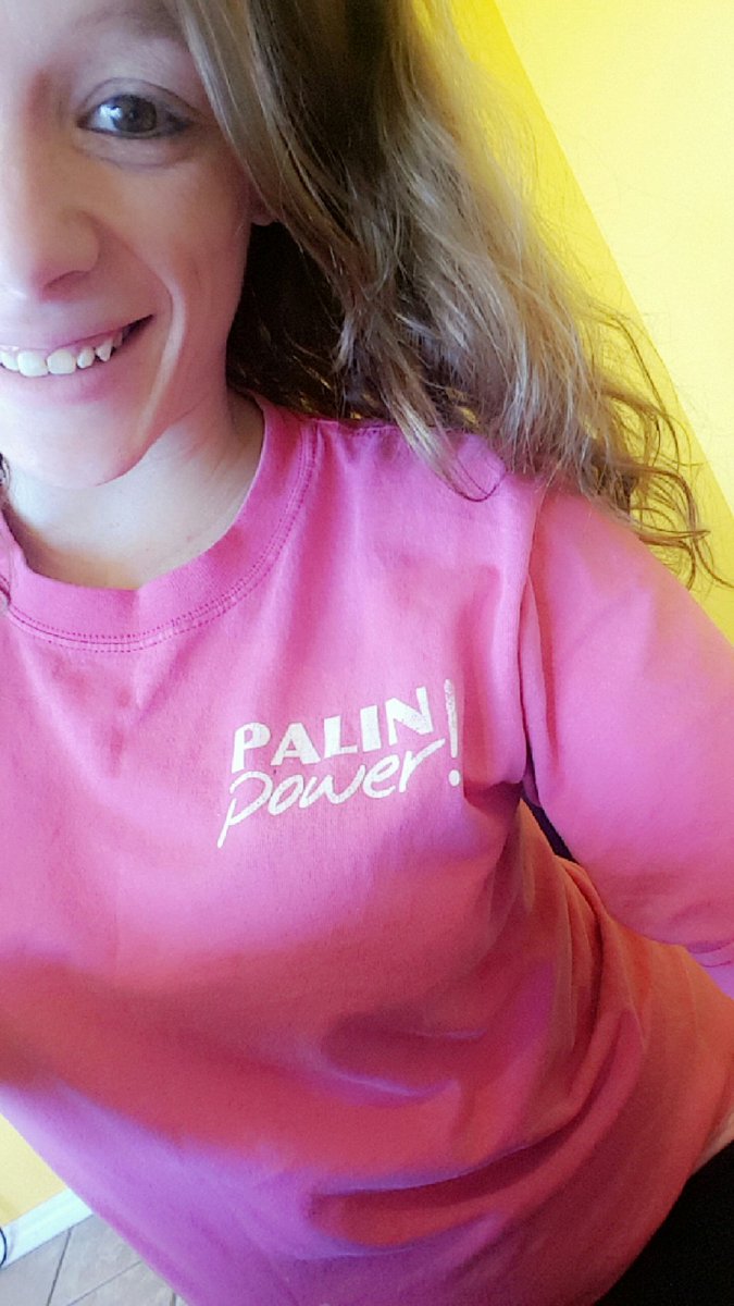 901whodat's tweet photo. #Palin2016 https://t.co/FhRP8kFy75