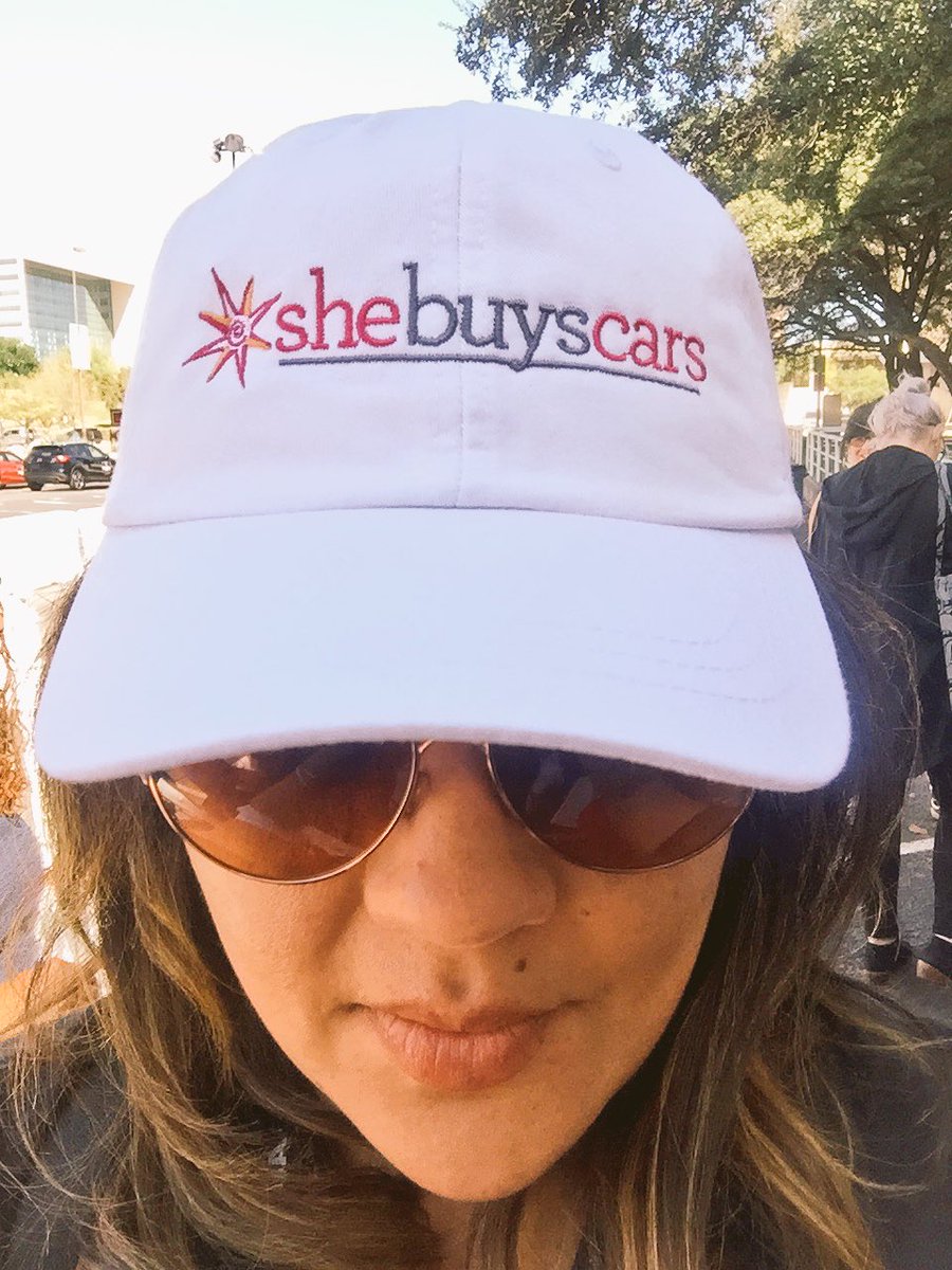 mamachallenge's tweet photo. Loved puttin' on my @SheBuysCars hat to give you a #sneakpeek at the @DFWautoshow. Thanks! #dfwauto #dfwautokia AD https://t.co/EPiQ3PGGE2