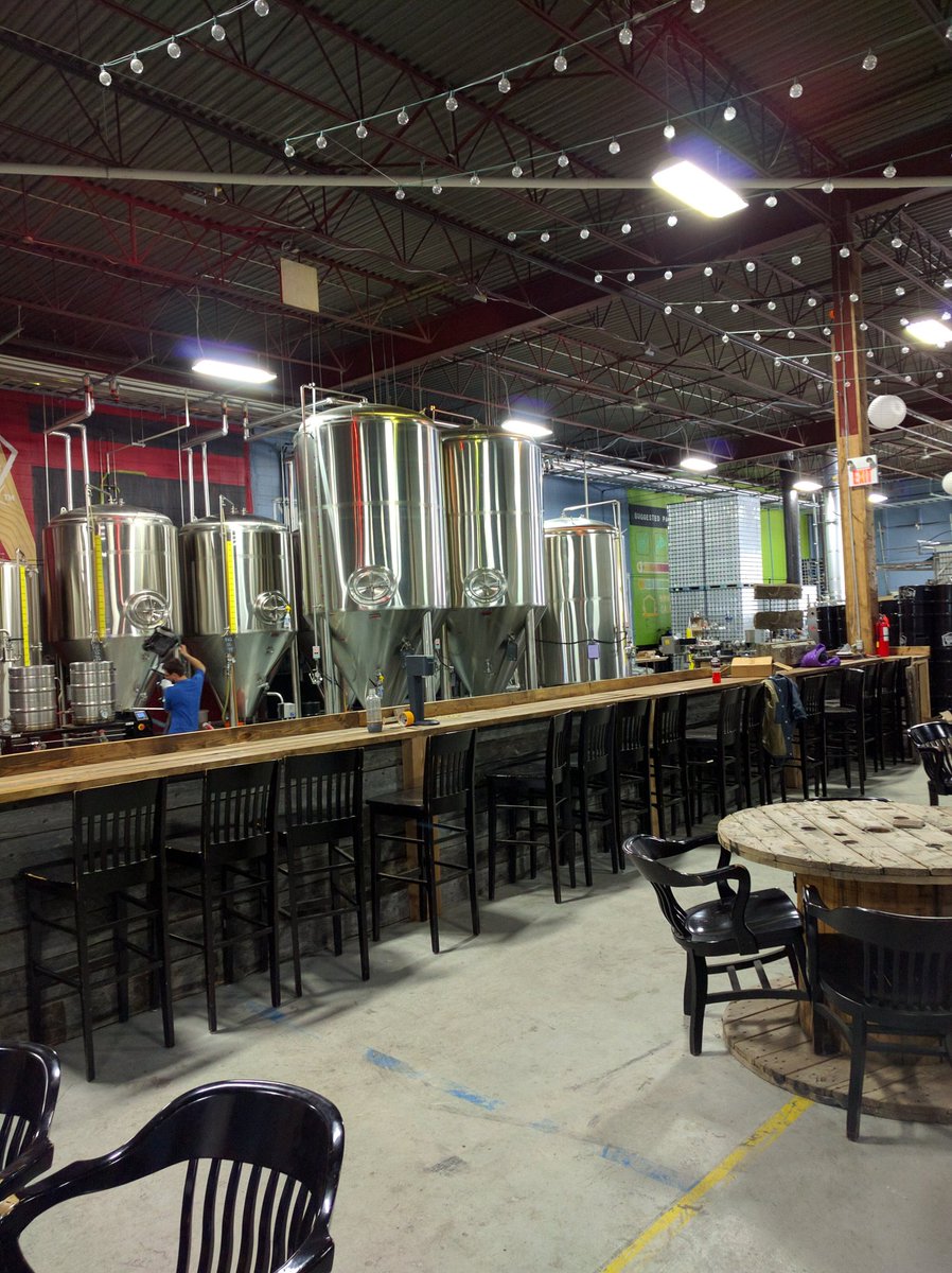 Killer space <a href="/ToolShedBeer/">Tool Shed Brewing Company</a> #loveit.  A truly remarkable local brewery #yyc