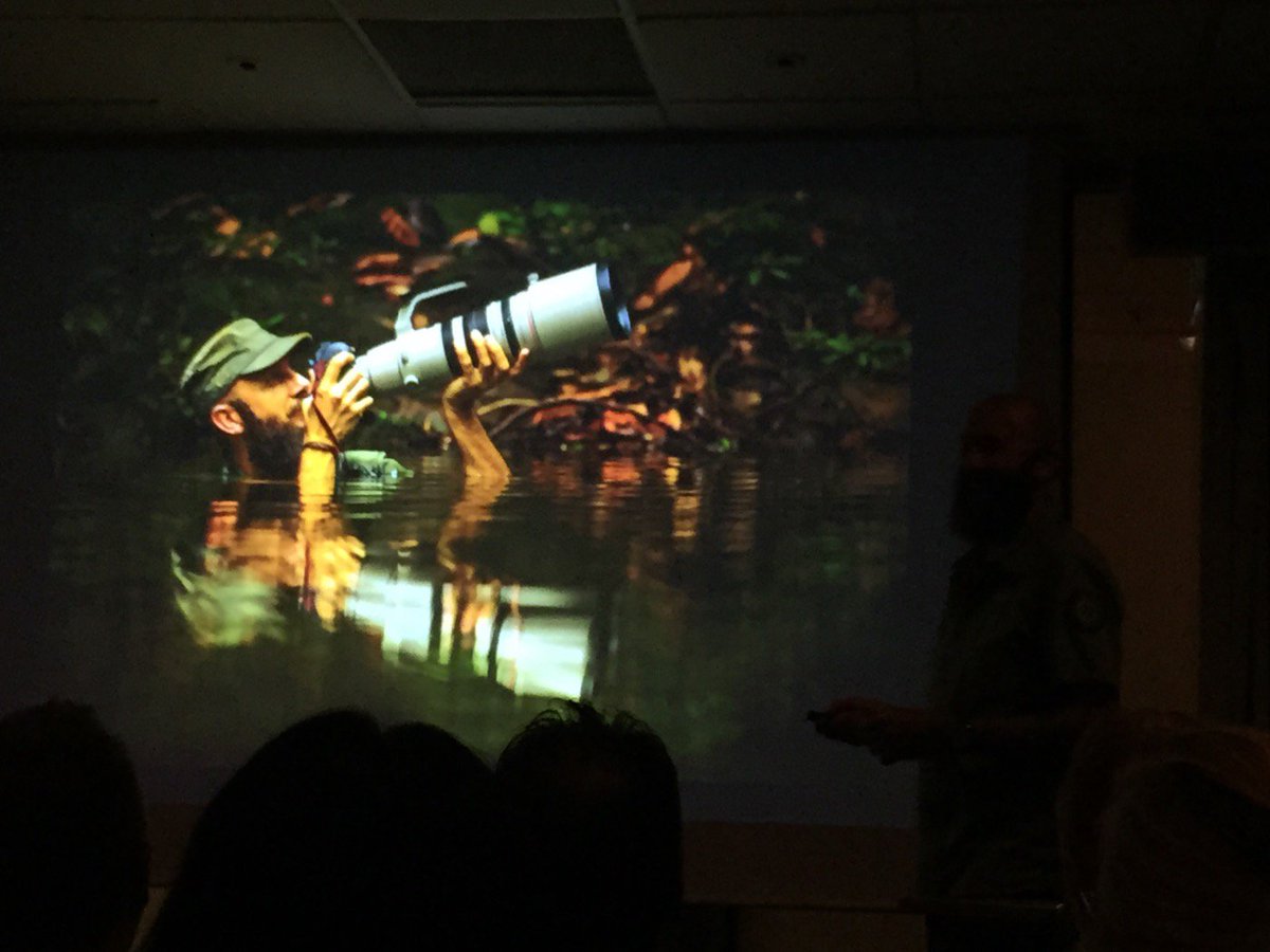 FrancescaOBrien's tweet photo. Kämpar för Mother Earth #wild_explores #nationalgeographic Tack @MerciOlsson! Välkommen till @mis_sthlm https://t.co/XfdR0ojC9F