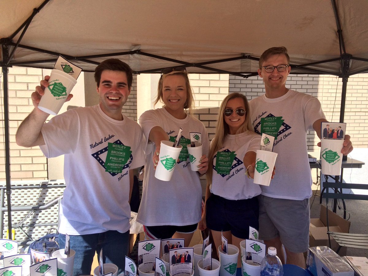 Today's the last day to vote in the @UofAASG election! Go now: vote.uark.edu