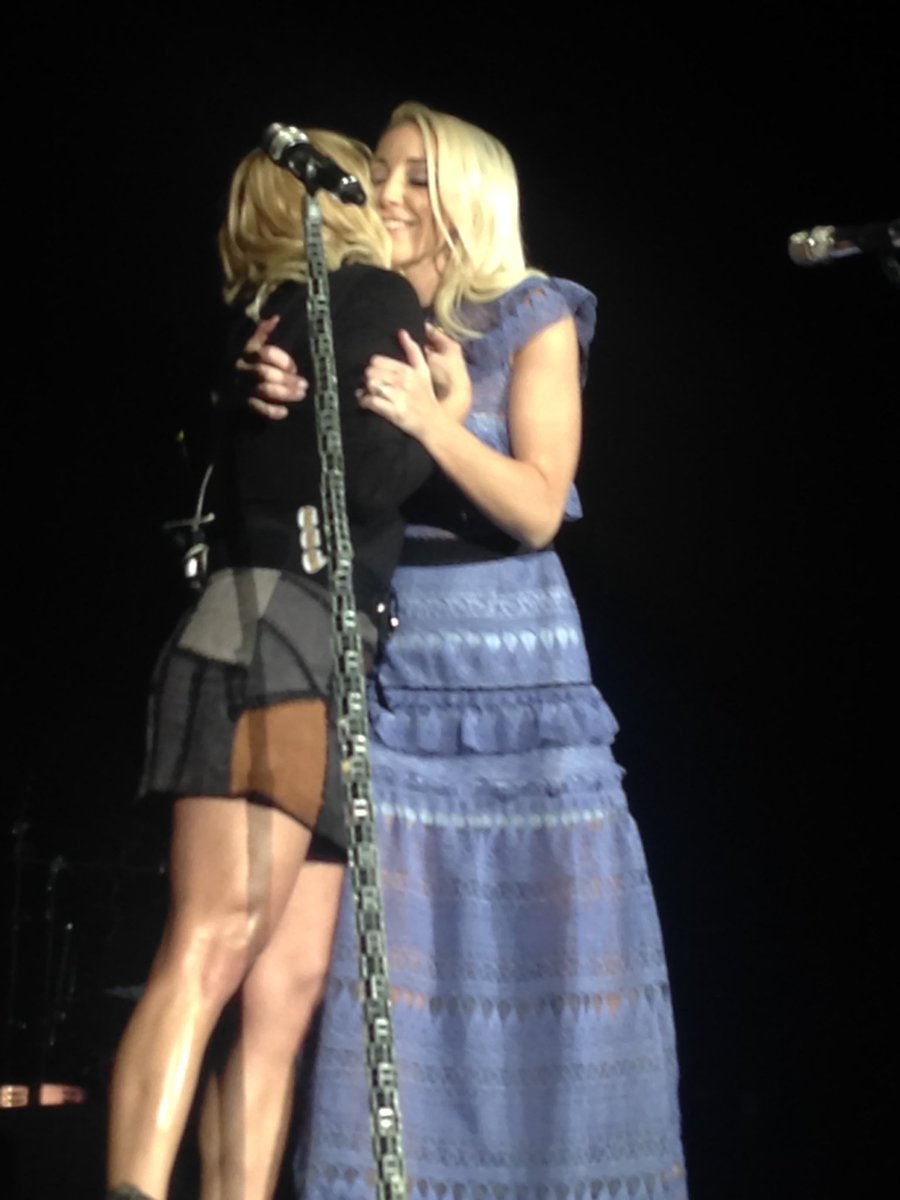 <a href="/mirandalambert/">Miranda Lambert</a> <a href="/ashleymonroe/">Ashley Monroe</a> Thank you for coming to the UK, see you soon!